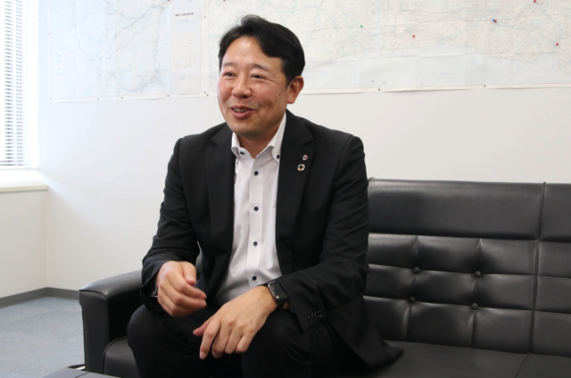 罇 支社長