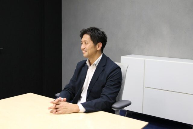 リテール&サービス第3本部 R&S営業第7部 営業第3課 課長　吉川 保行さん